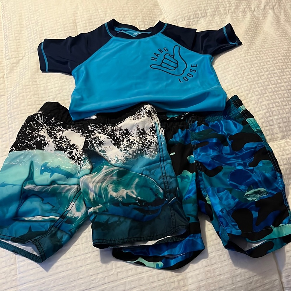 Boys bathing suit bundle sz 6/7